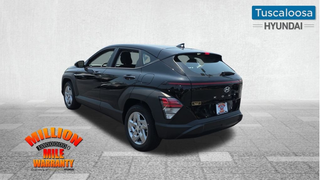 New 2026 Black Hyundai SE image 5