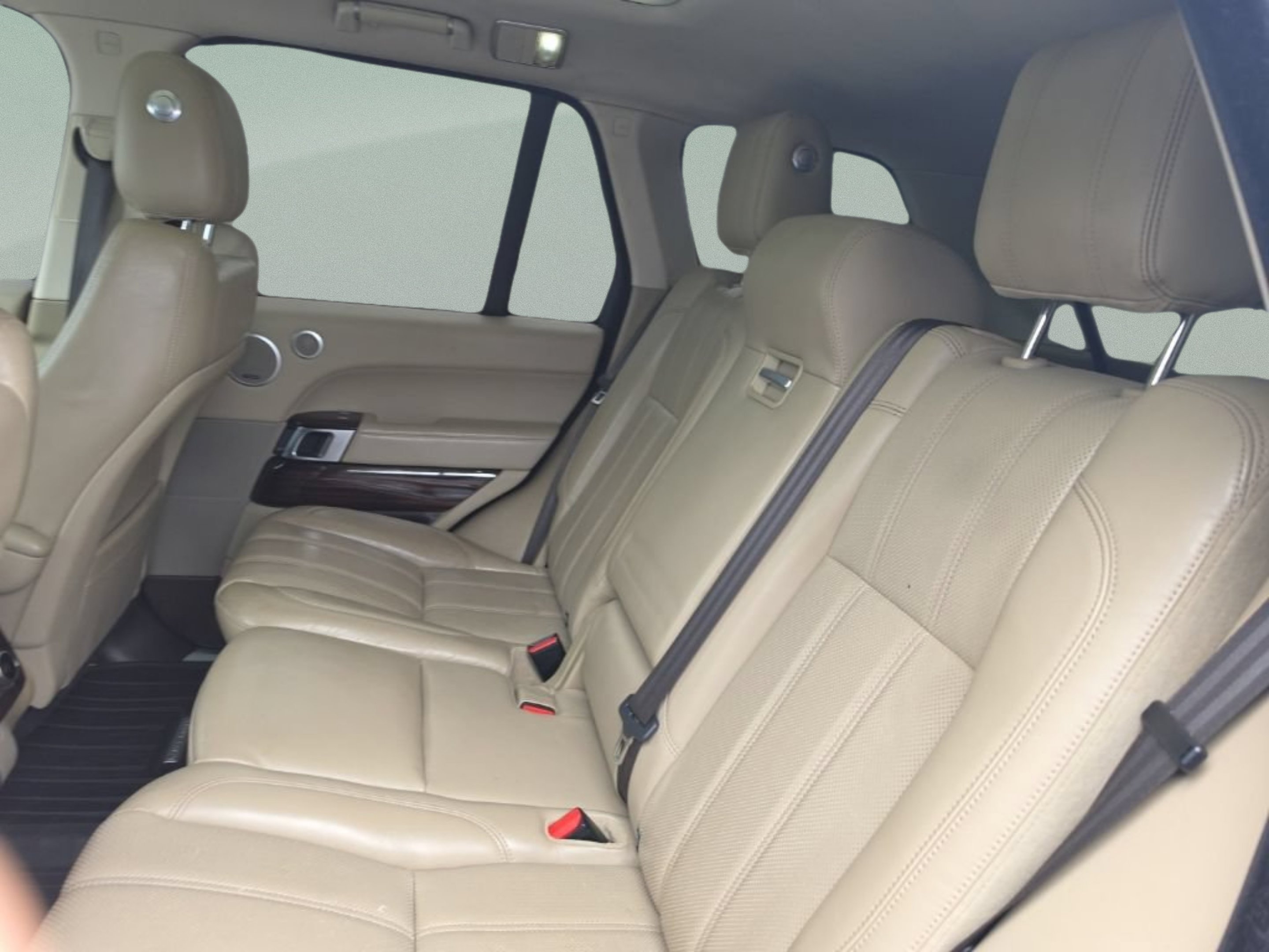 Used 2015 Santorini Black Metallic Land Rover Supercharged image 22