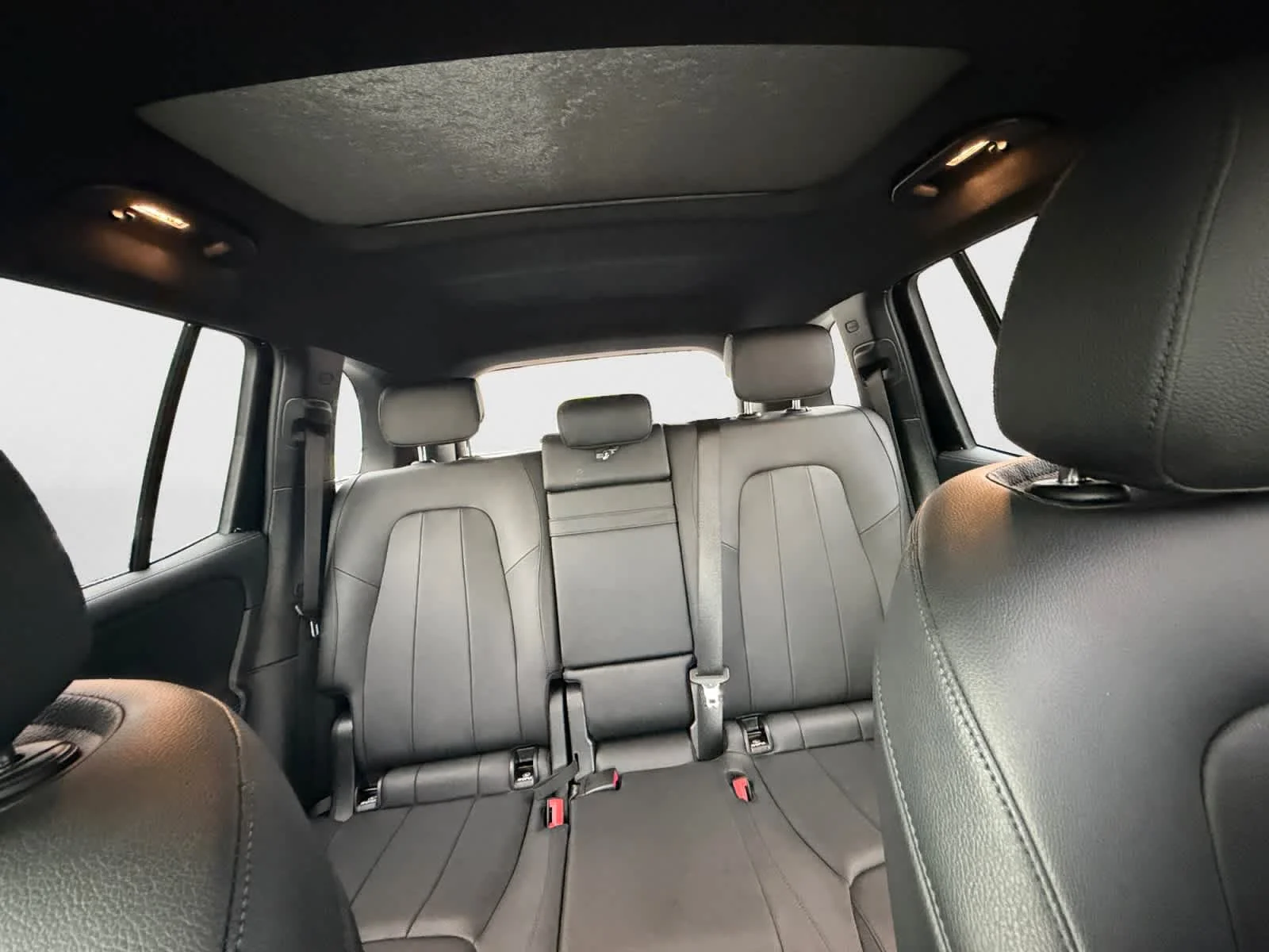 Used 2024 Night Black Mercedes-Benz GLB 250 image 18