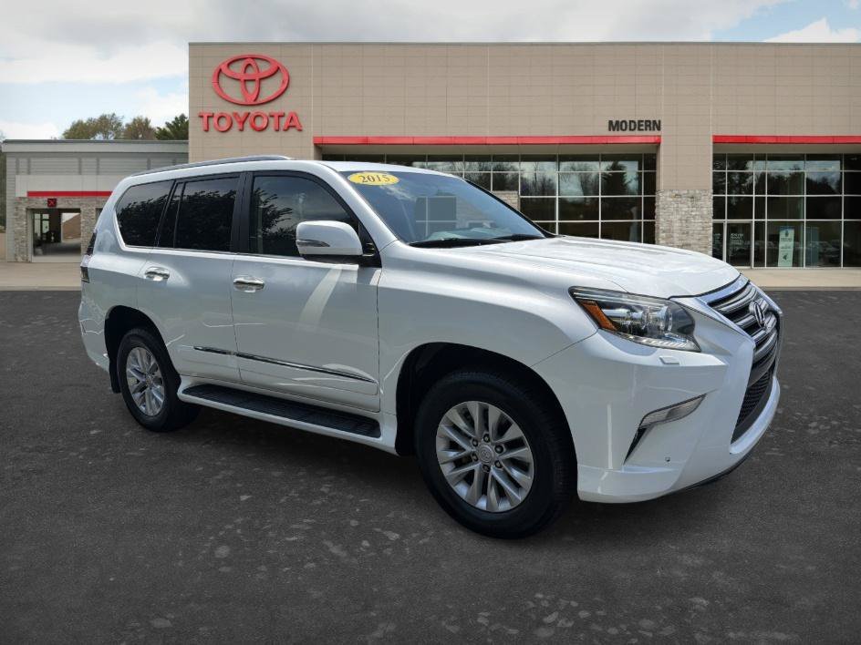 Used 2015 Starfire Pearl Lexus 460 image 3
