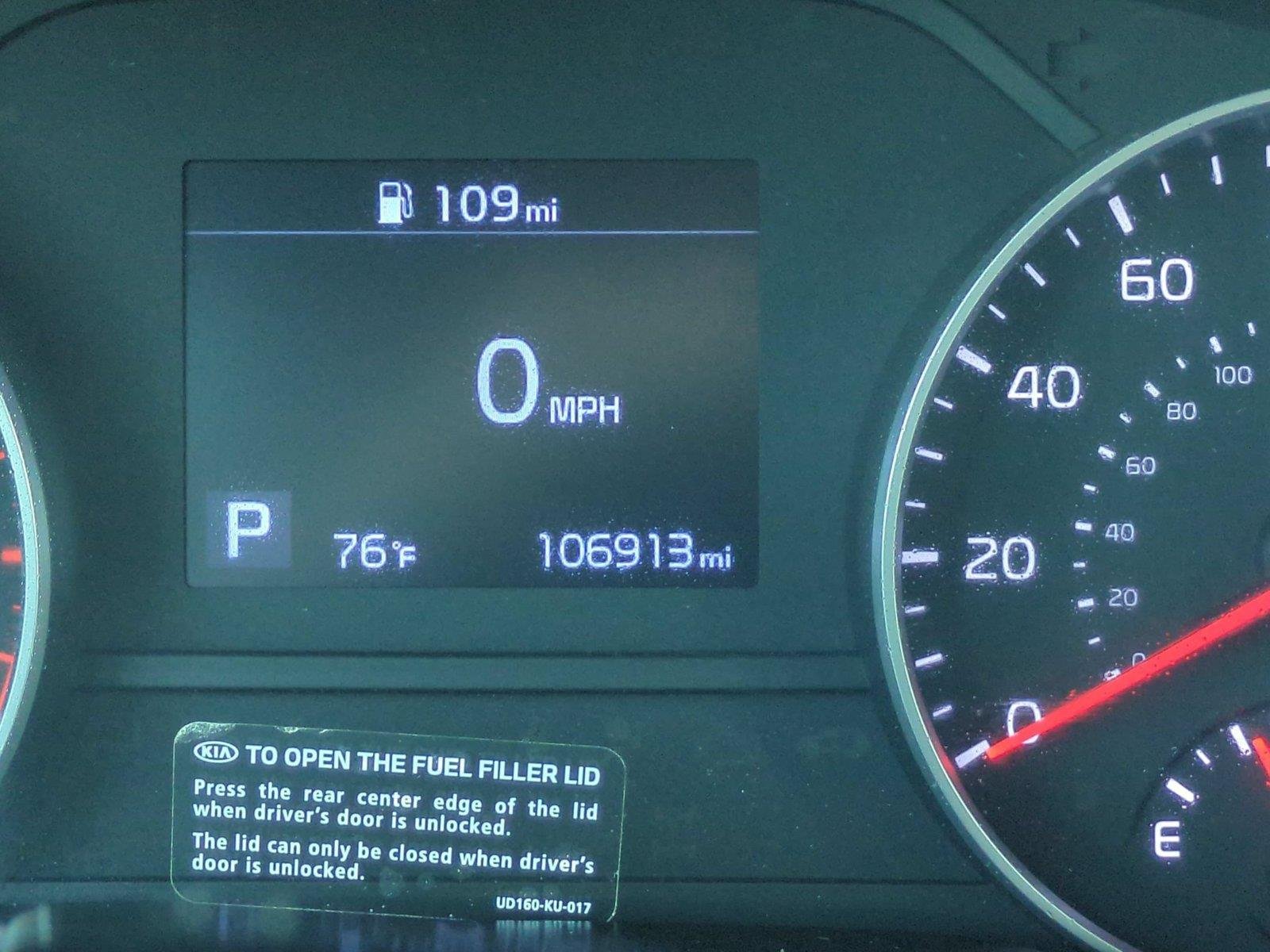 Used 2020 Pacific Blue Kia LX image 23