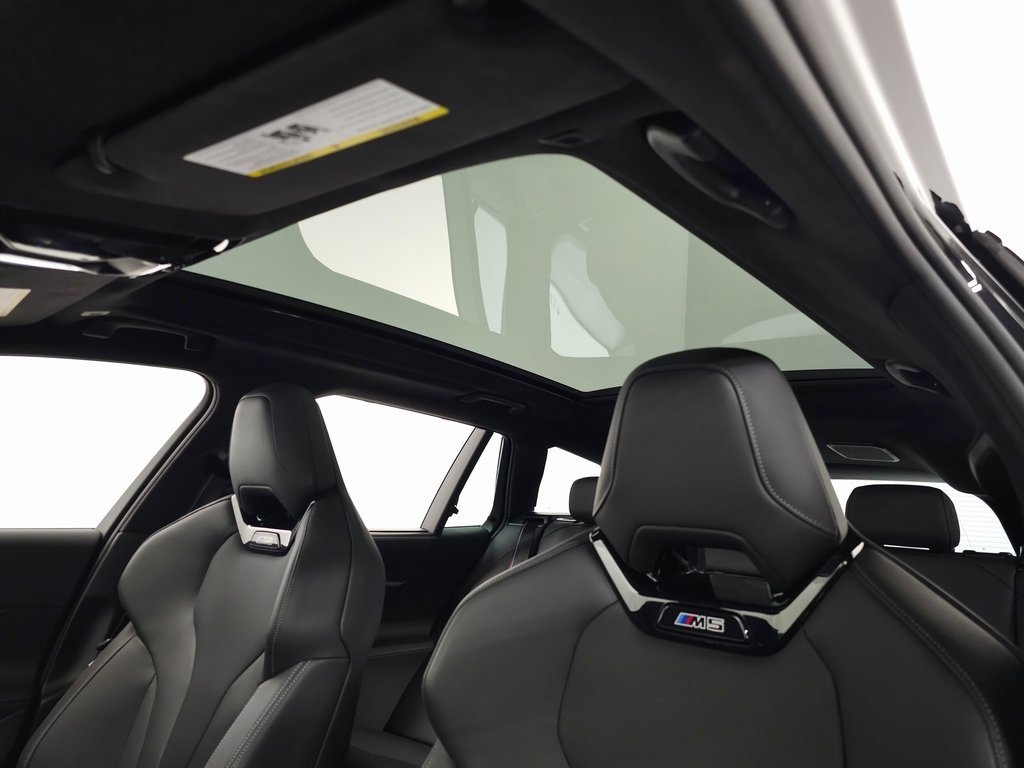 2025 BMW M5 - Image 19