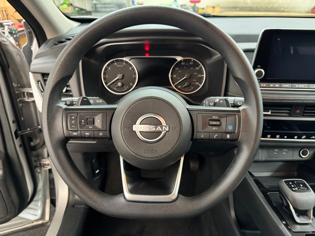 Used 2024 Silver Nissan SV image 18