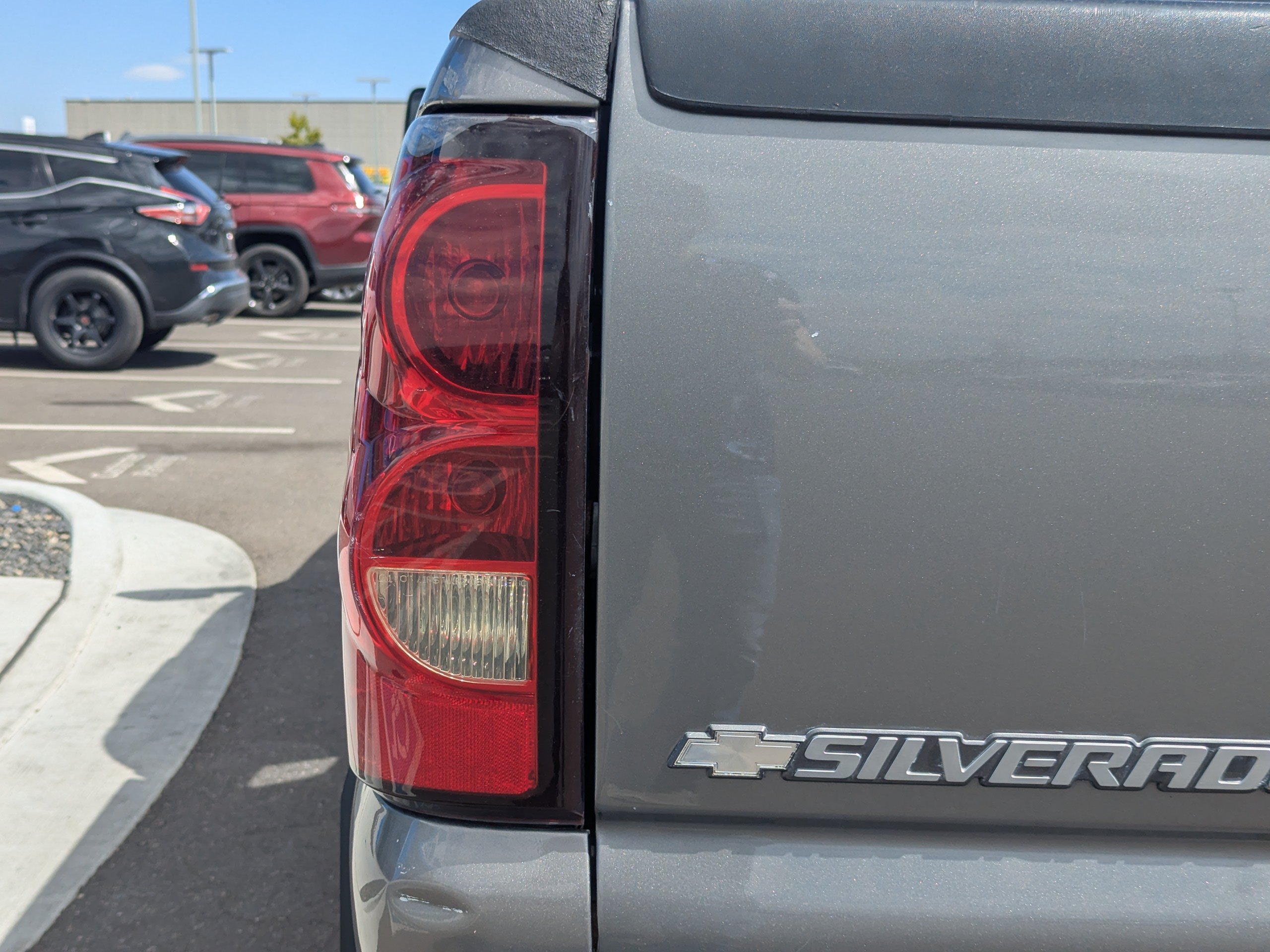 Used 2007 Graystone Metallic Chevrolet SRW LT3 image 38