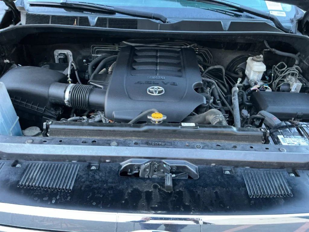 Used 2017 Gray Toyota SR5 image 29