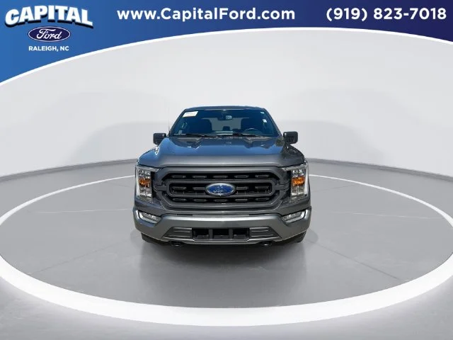 Used 2023 Gray Ford XLT image 3