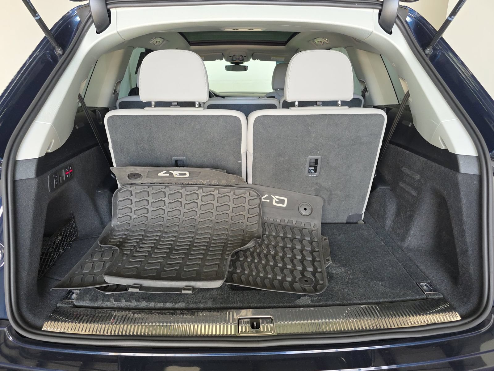 Used 2023 Blue Audi 55 Prestige image 18