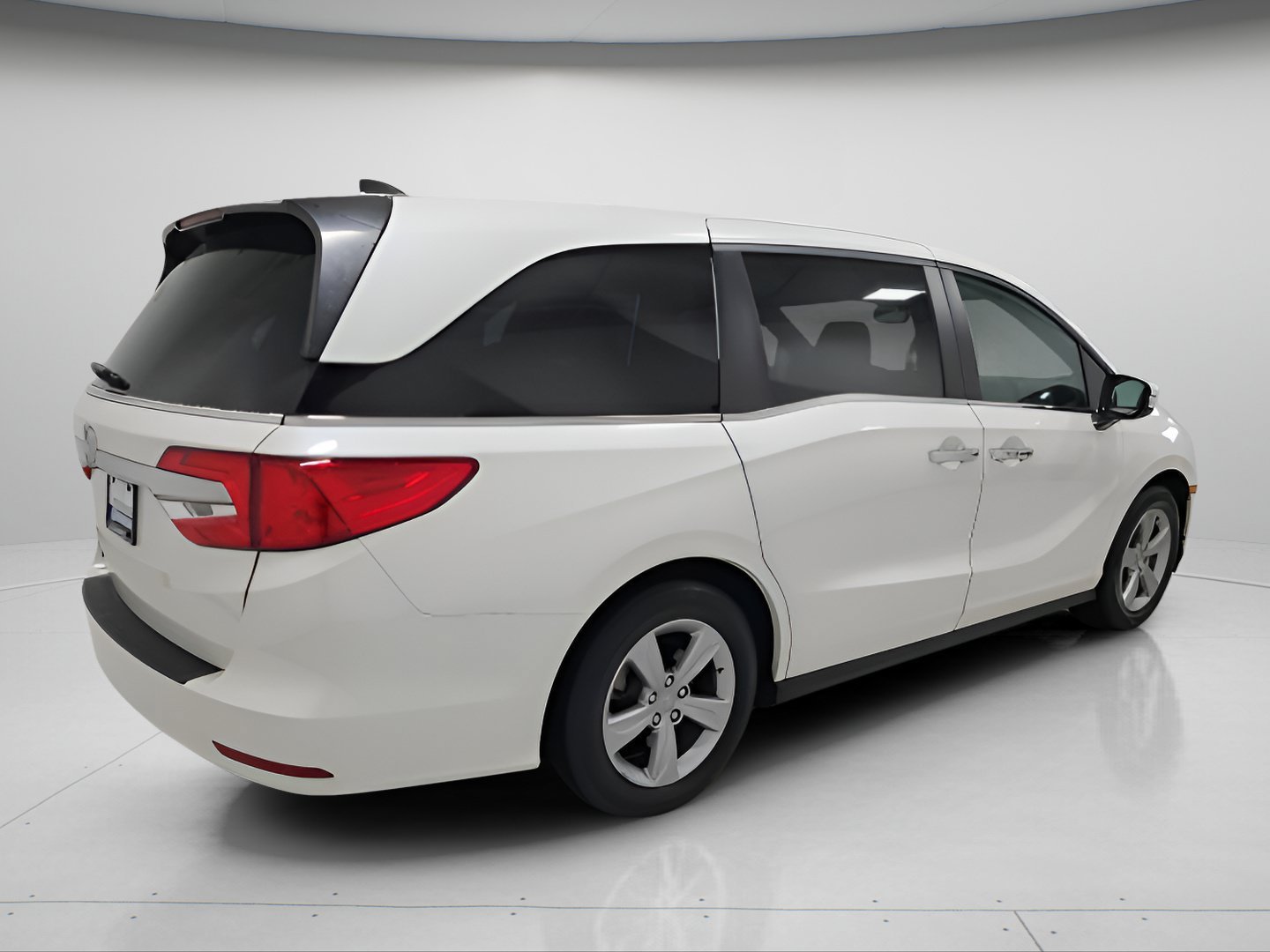 Certified Used 2019 White Diamond Pearl Honda EX-L image 6