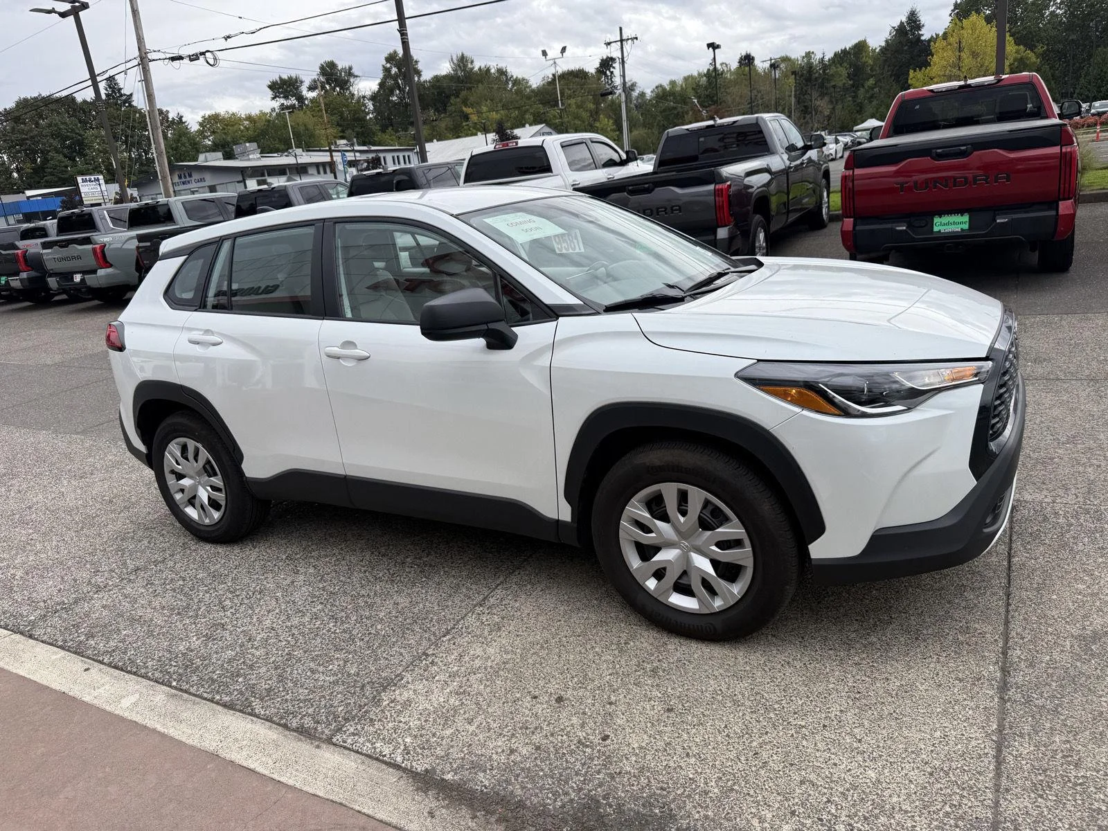 Used 2024 Wind Chill Pearl Toyota L image 9