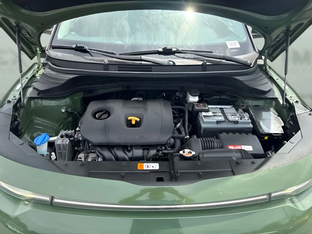 Used 2020 Green Kia EX image 29