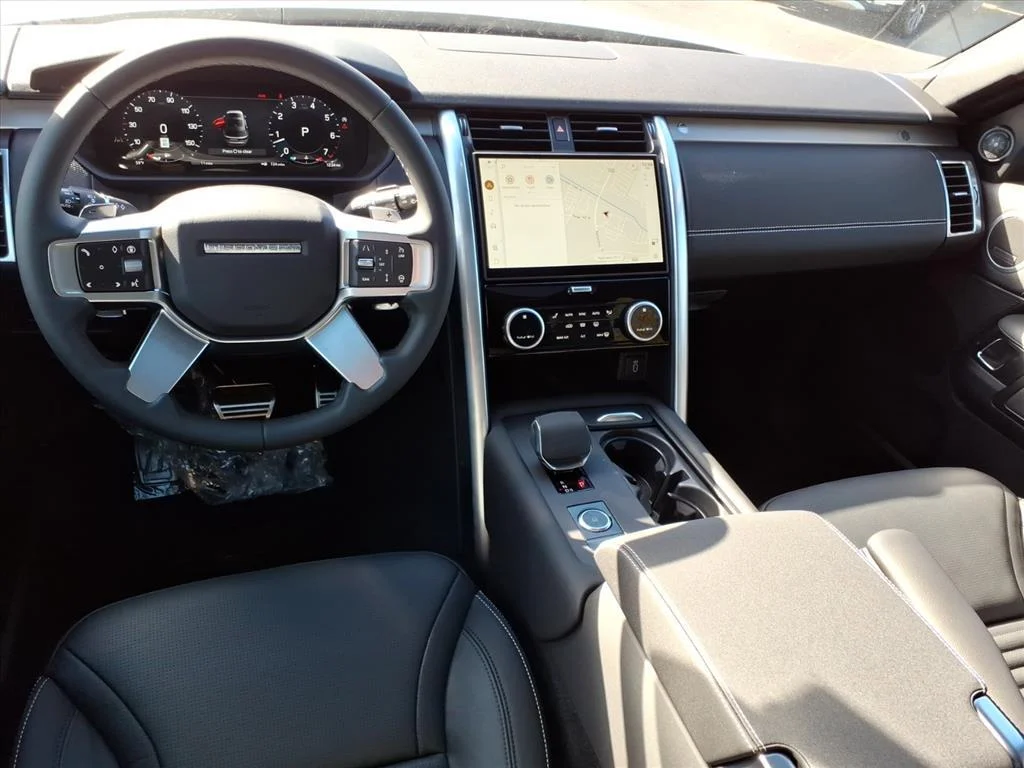 2026 Land Rover Discovery Gemini Edition - Photo 7