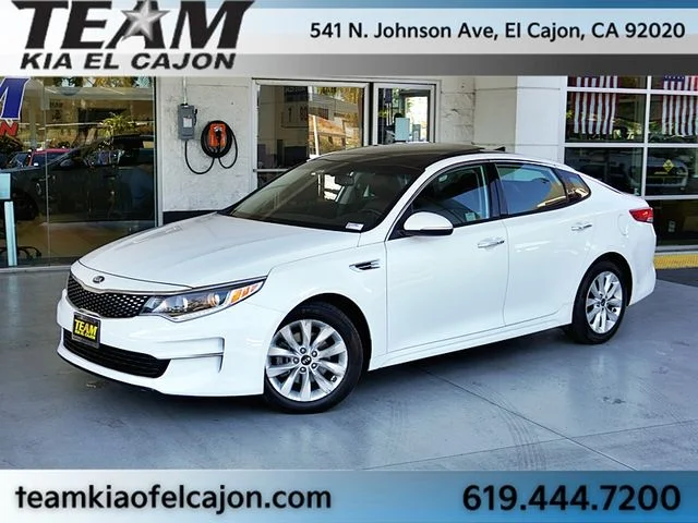 2016 Kia Optima EX AT's photo