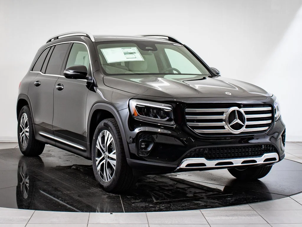 Used 2025 Night Black Mercedes-Benz GLB 250 image 12
