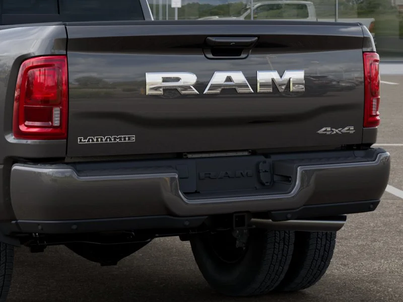 New 2026 Granite Crystal Metallic Clear-Coat Exterior Paint RAM Laramie image 39