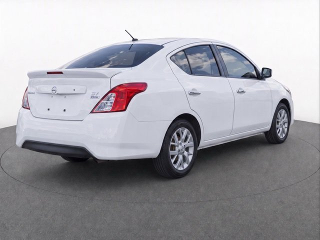 Used 2018 White Nissan 1.6 SV image 5