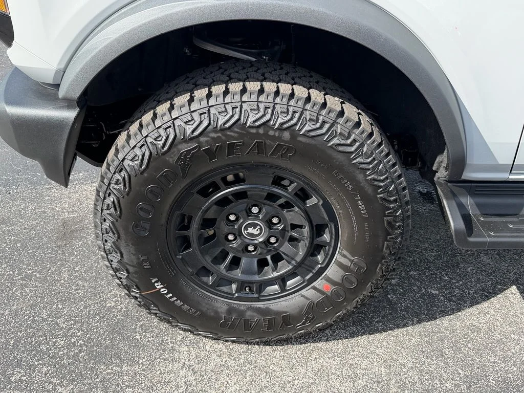 New 2026 Avalanche Gray Ford Outer Banks® image 16