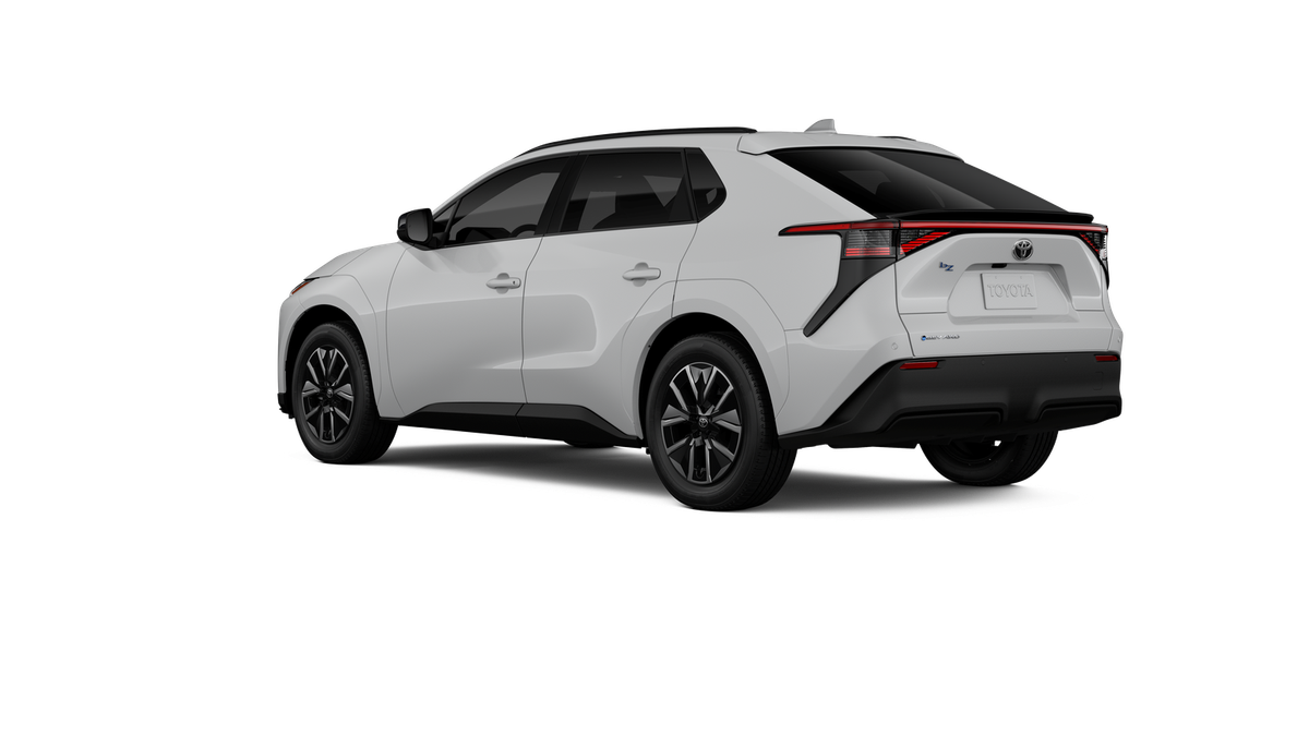 New 2026 Wind Chill Pearl Toyota XLE image 6