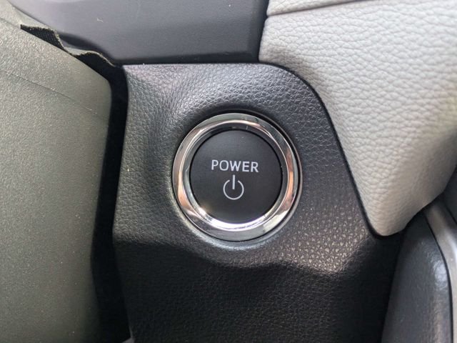 Used 2025 Black Toyota XLE image 35
