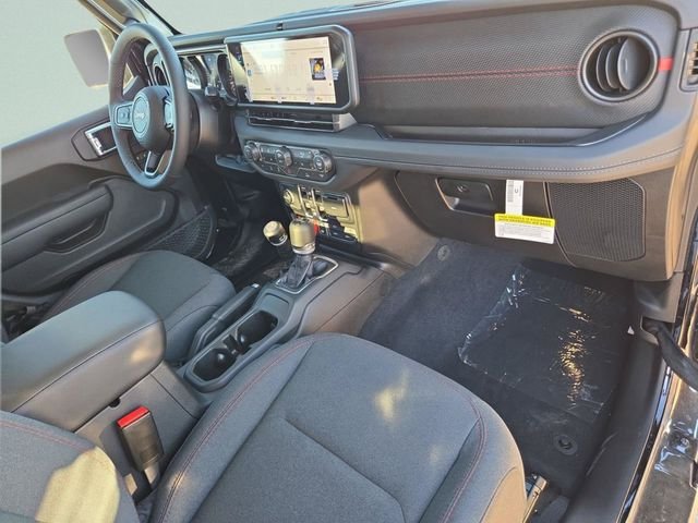 New 2026 Black Clear-Coat Exterior Paint Jeep Rubicon image 29