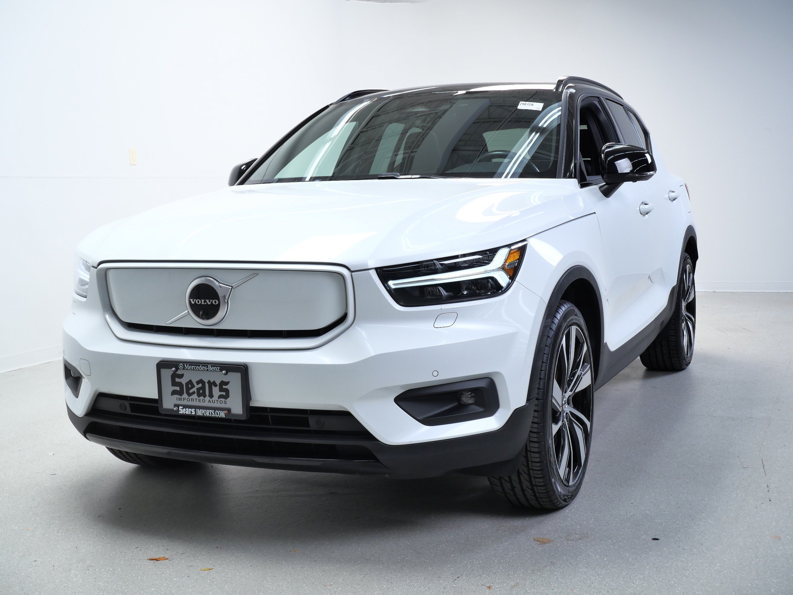 Used 2021 Crystal White Metallic Volvo Recharge P8 eAWD Pure Electric image 12