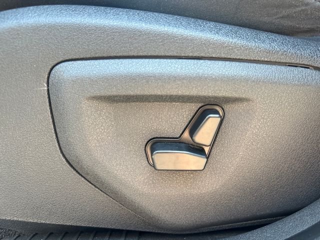 Used 2008 Blue Jeep Sport image 16