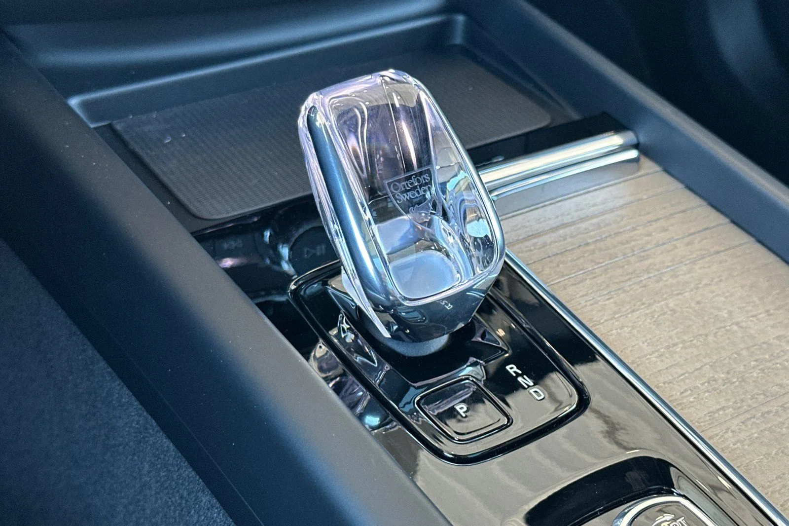 New 2026 Crystal White Volvo Plus image 21