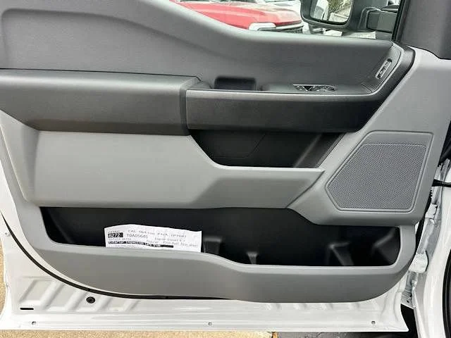 New 2026 Oxford White Ford F-550® XL image 13