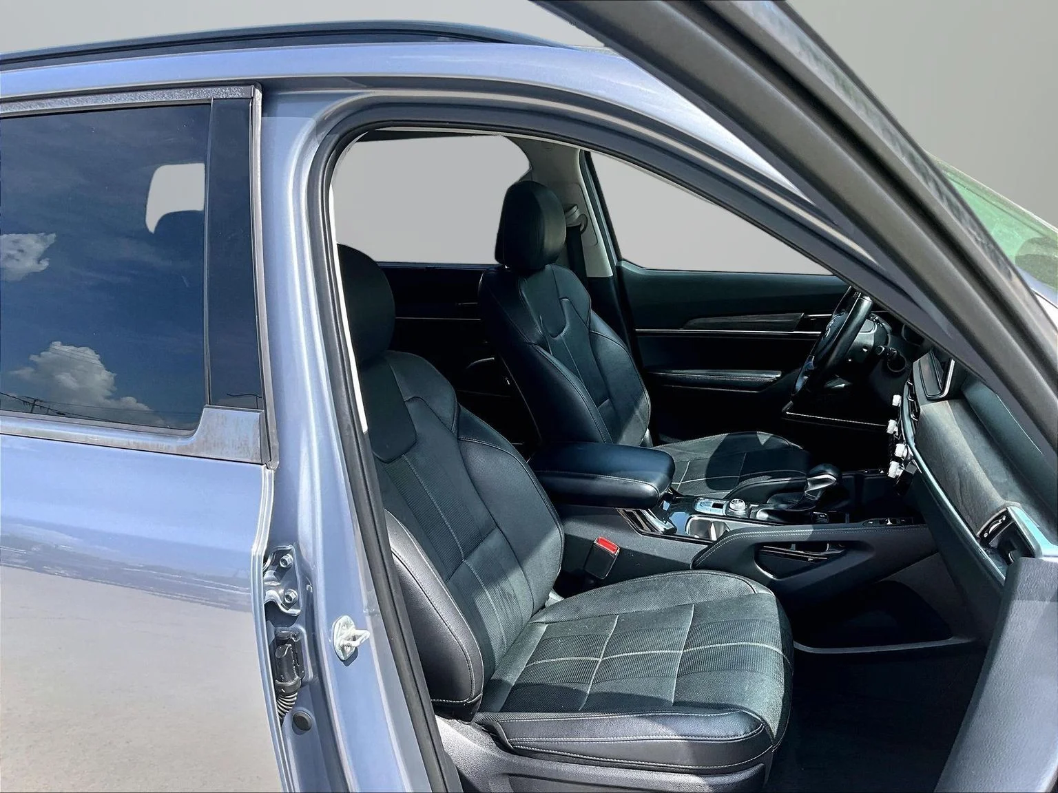 Used 2021 Gray Kia SX image 8