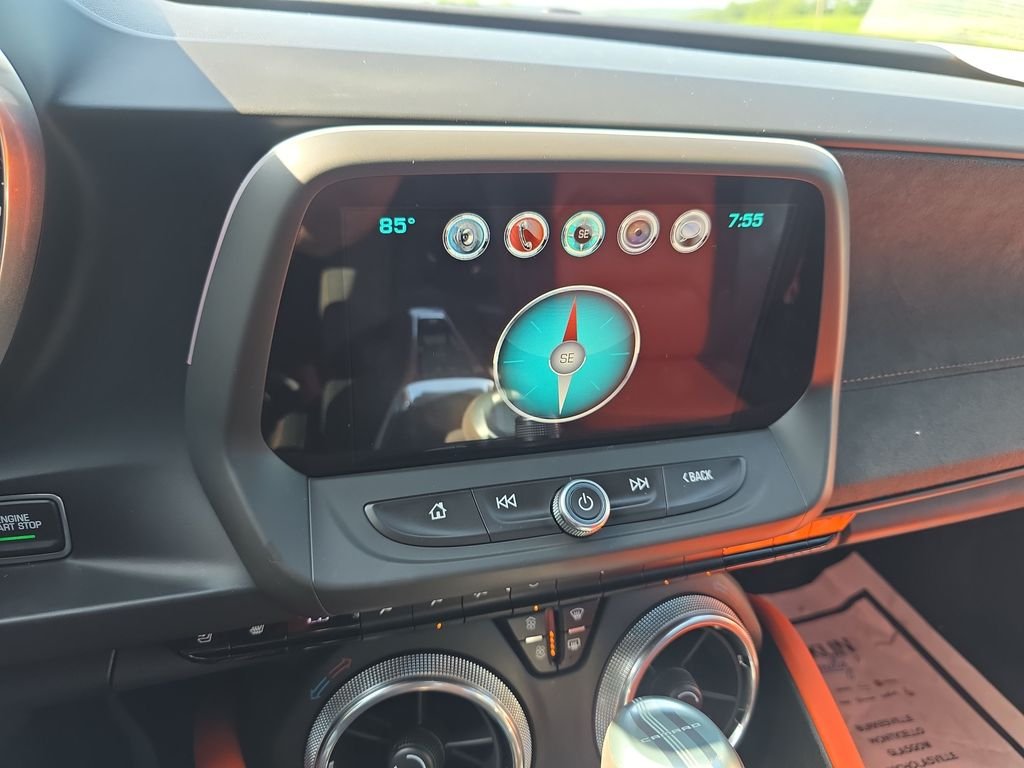 Used 2018 Orange Chevrolet 2LT image 17