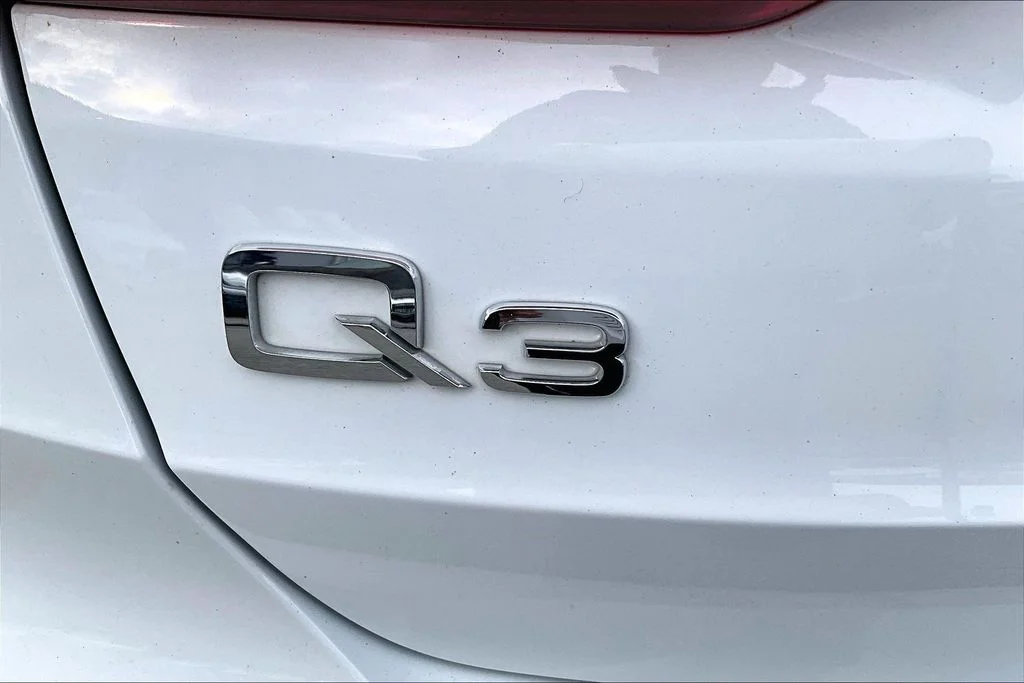 Used 2021 White Audi Premium Plus image 23