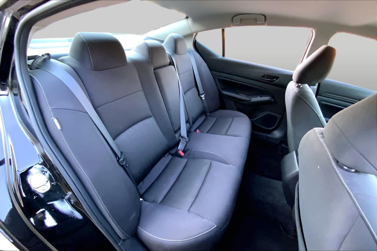 Used 2025 Super Black Nissan SV image 18