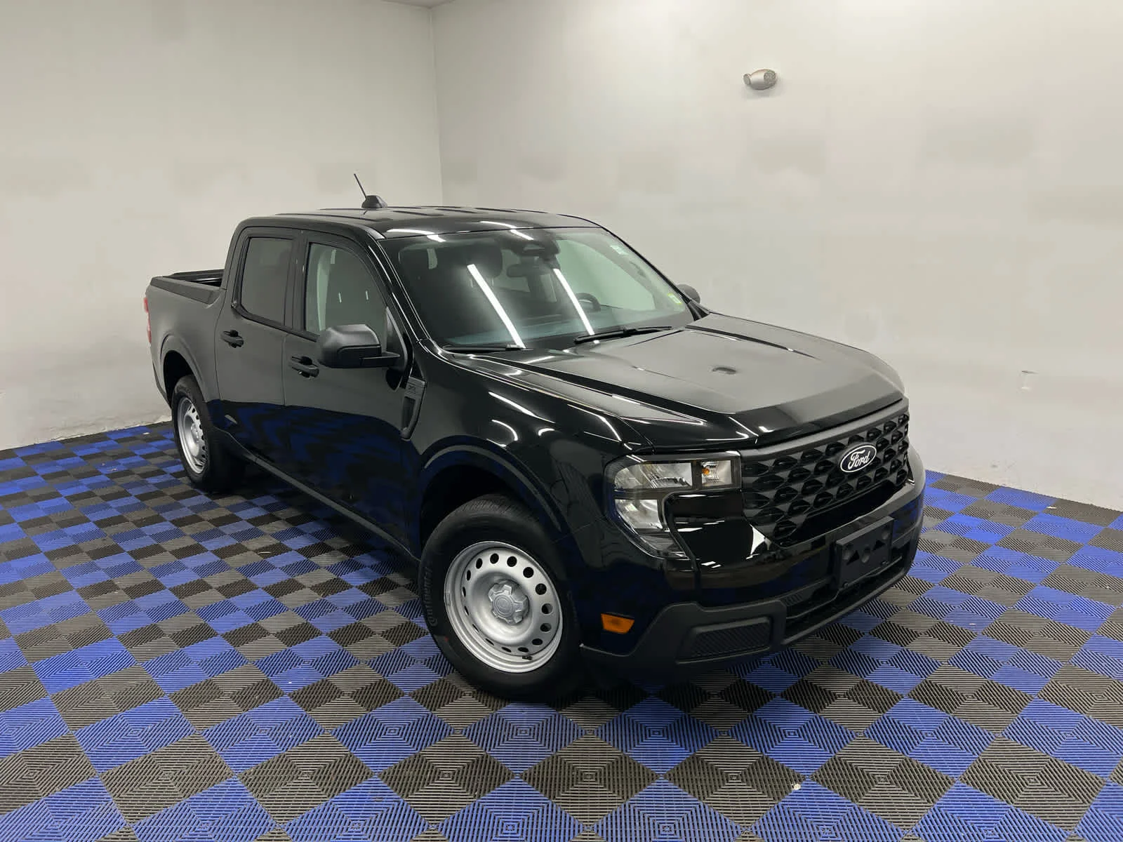 New 2026 Shadow Black Ford XL AWD Supercrew image 1