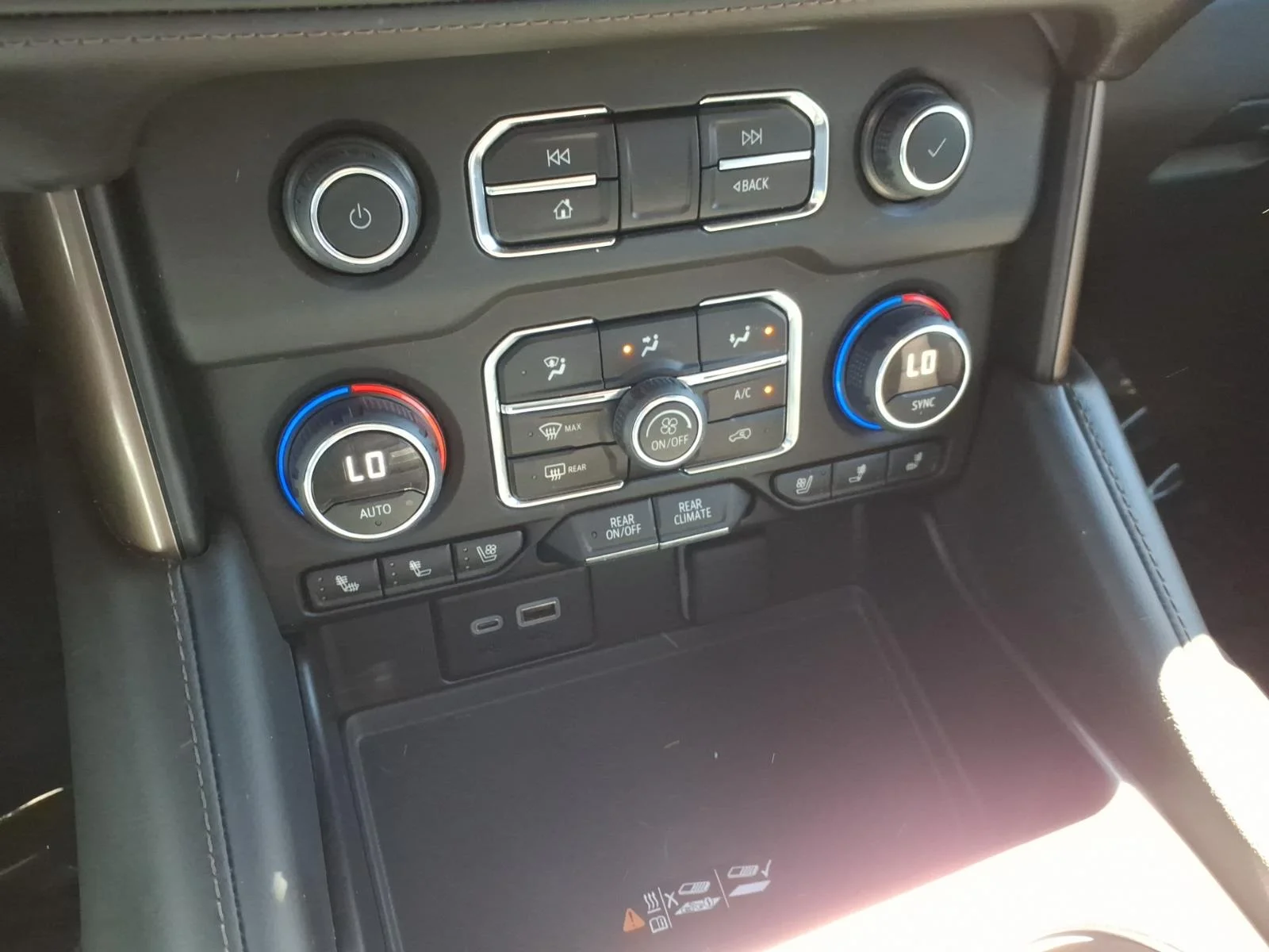 Used 2024 Black Gba Chevrolet High Country image 29