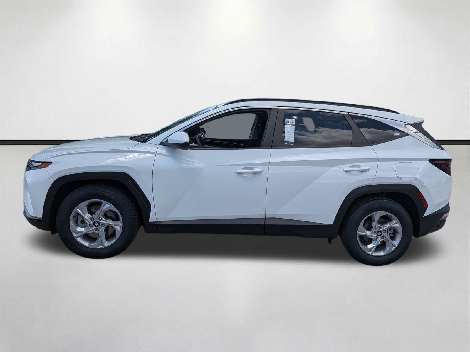 Certified Used 2024 White Pearl Hyundai SEL image 6