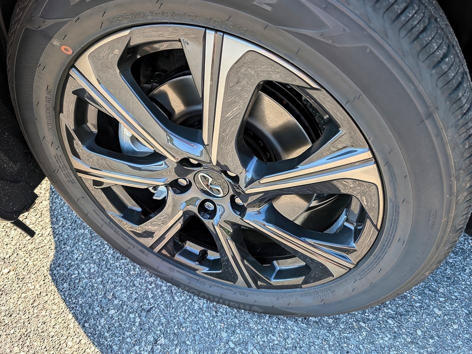 New 2027 Grand Blue INFINITI AUTOGRAPH image 8