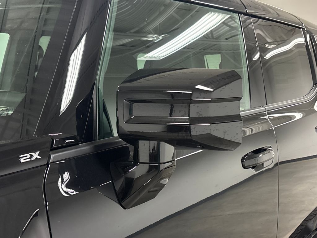 Used 2026 Black GMC 2X image 10