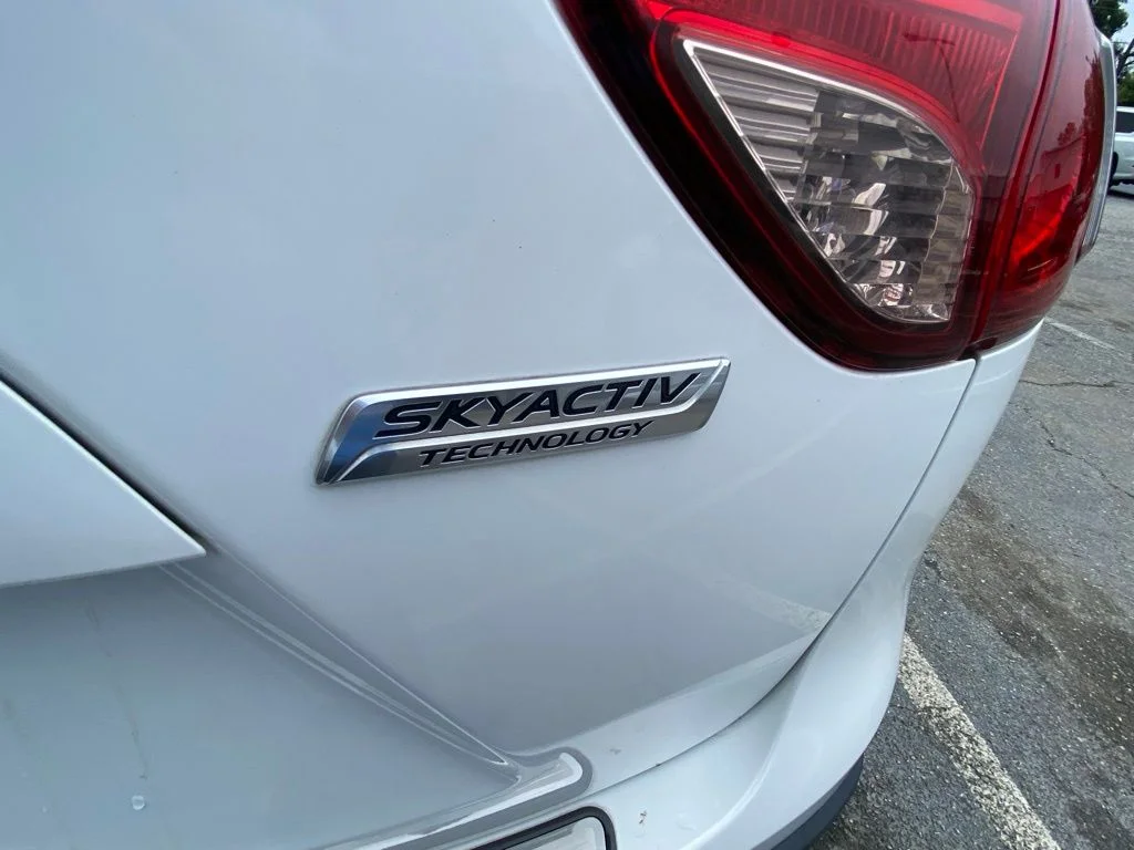 Used 2013 White Mazda Grand Touring image 15