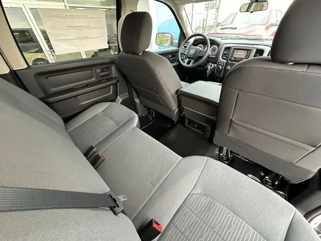 2024 RAM Ram 1500 Classic Tradesman - Photo 31