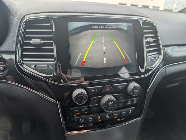 Used 2020 Black Jeep Trailhawk image 16