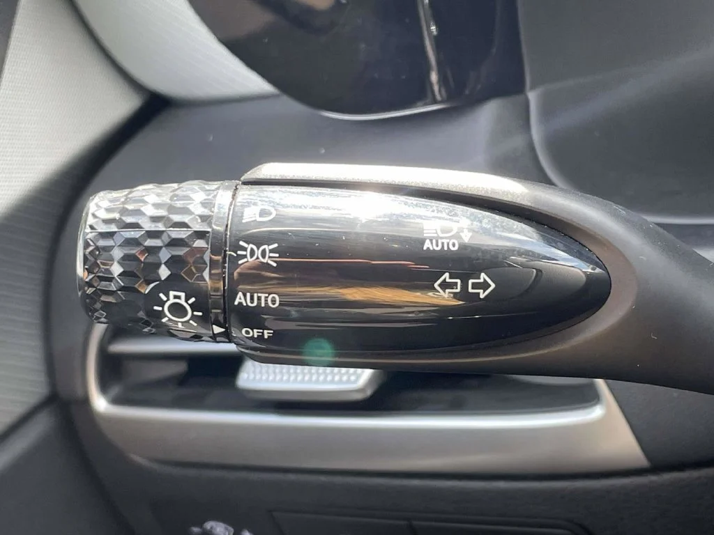 Certified Used 2025 Black Hyundai SEL image 33