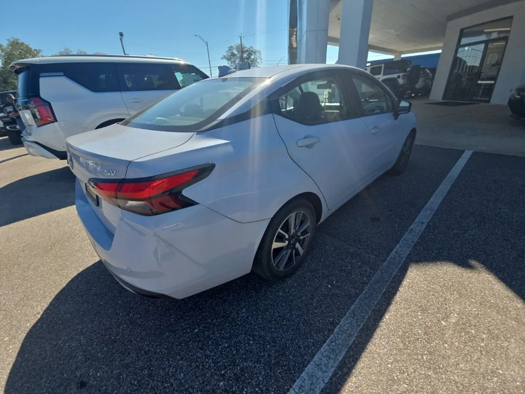 Used 2023 Gray Nissan 1.6 SV image 5