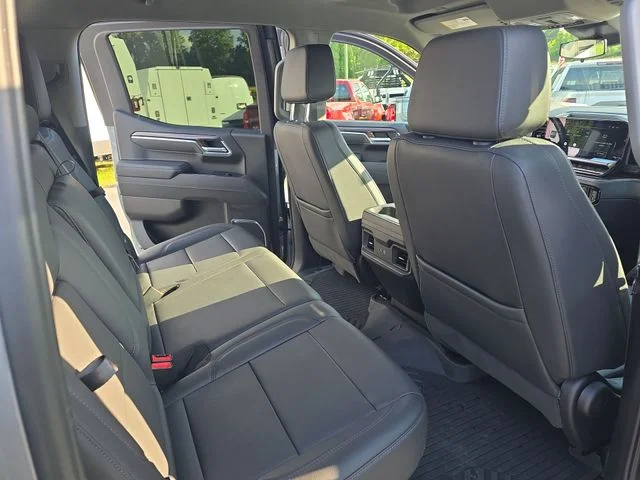 Used 2025 Gray Chevrolet LT Trail Boss image 12