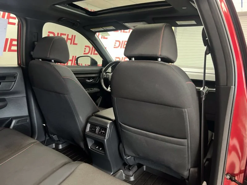 Used 2024  Honda Sport image 11