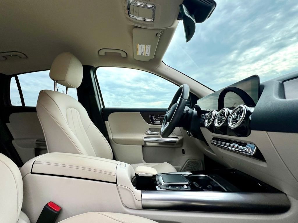 Certified Used 2023 Gray Mercedes-Benz GLA 250 image 10