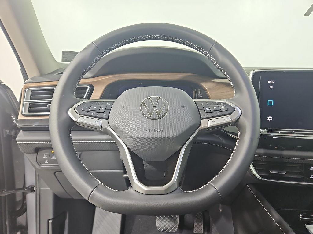 New 2026 Silver Volkswagen SE w/Technology image 14
