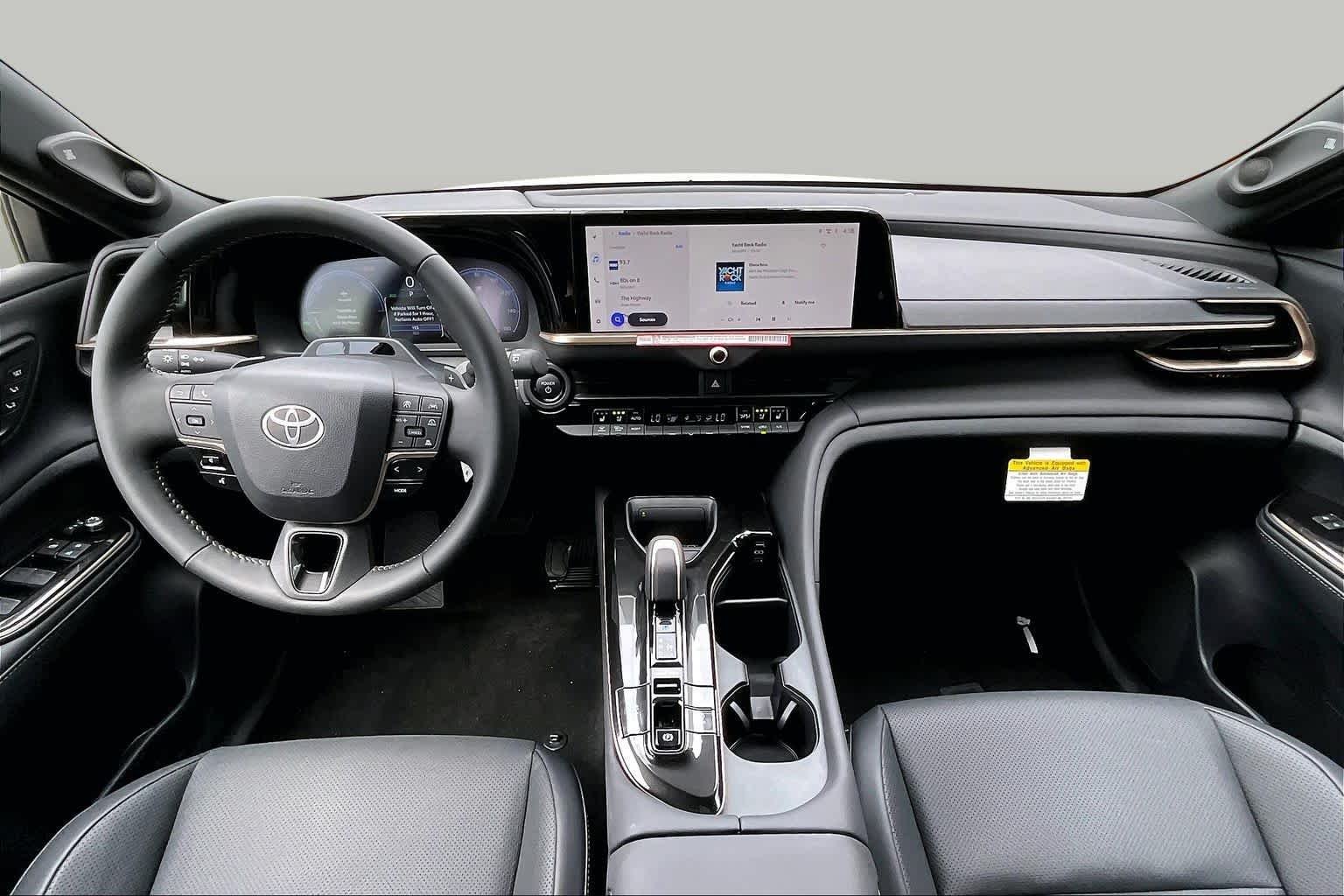 New 2026 Oxygen White Toyota Limited image 5