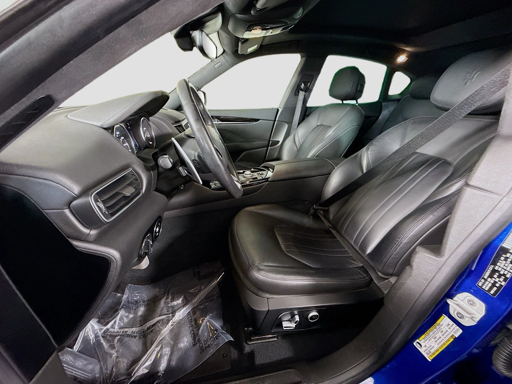 Used 2023 Blu Emozione Metallic Maserati GT image 18