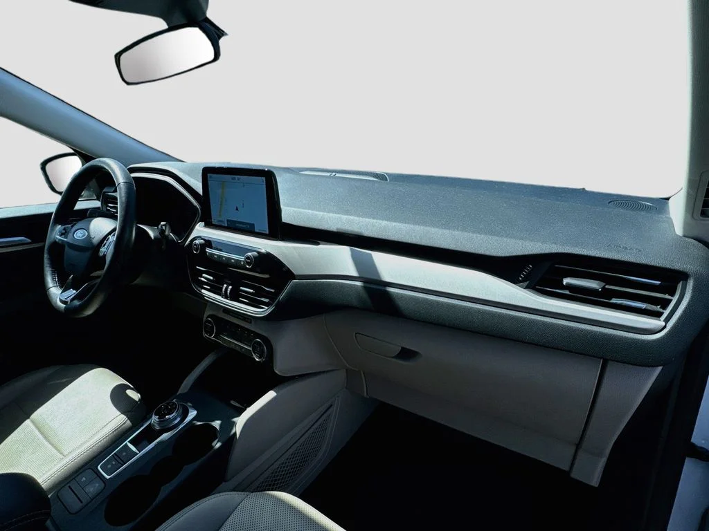 Used 2021 White Ford SEL image 37