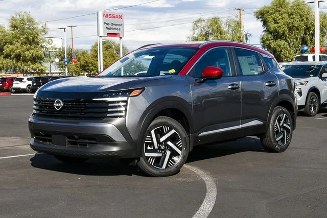 New 2026 Gun Metallic / Scarlet Ember Tintcoat Two-tone Nissan SV image 39
