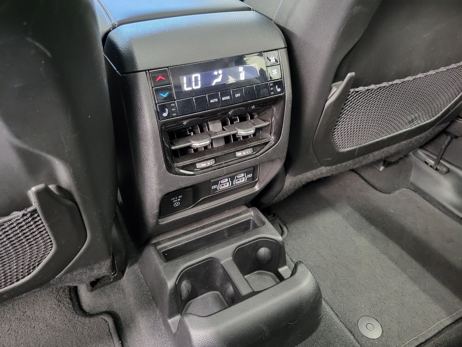 Used 2023 Black Jeep Limited image 30